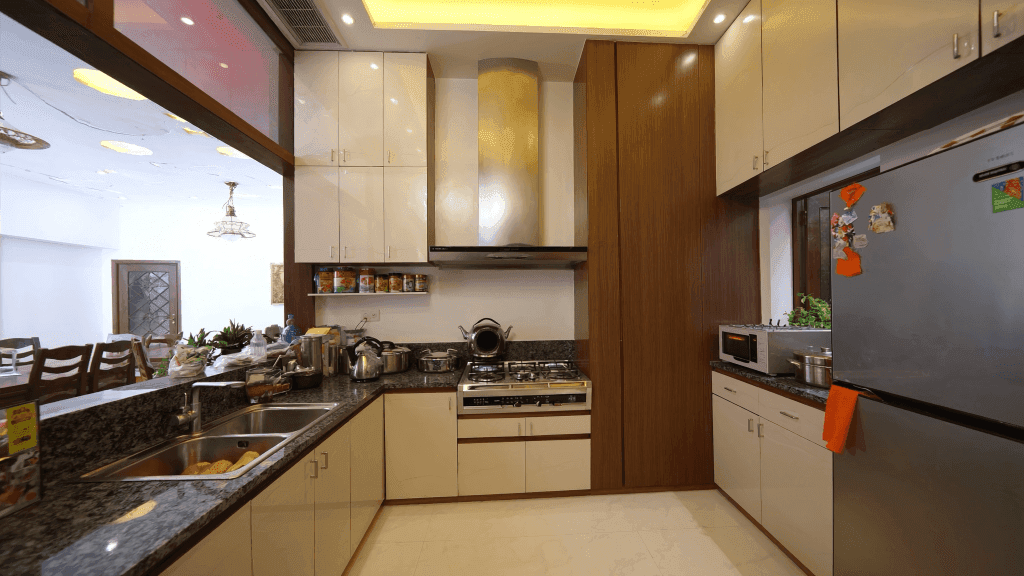 Minimalist Handleless Kitchen — Ice White ACRYLUX