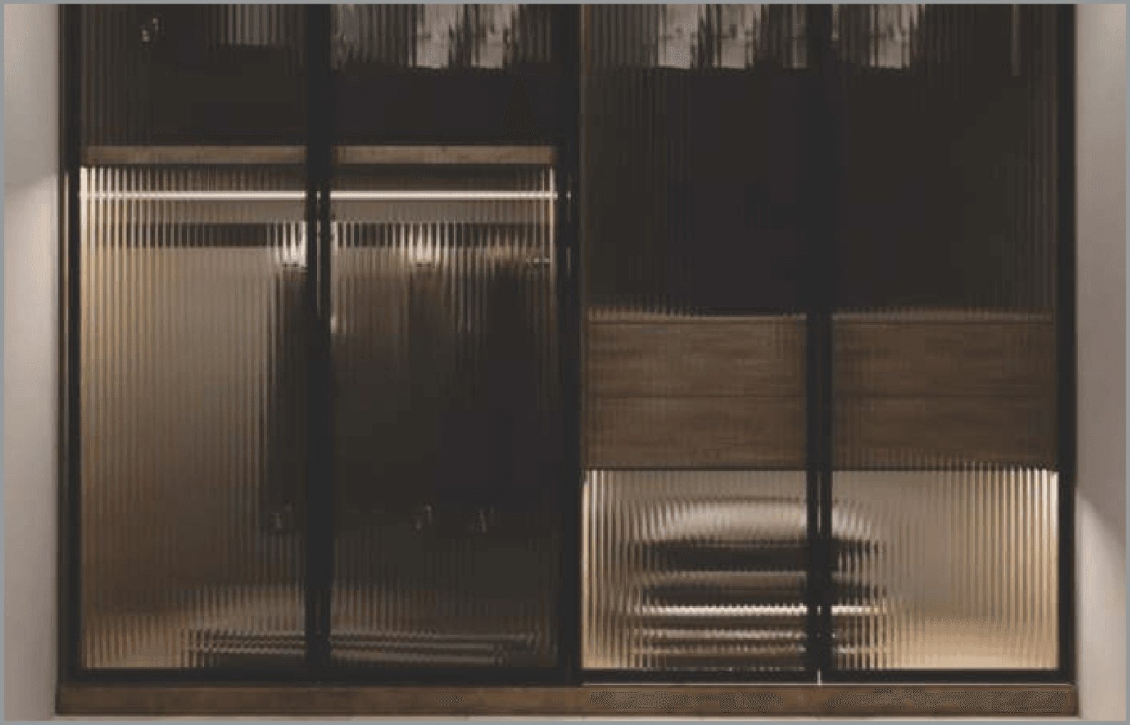 Velaro Walk-In Closet Sliding System