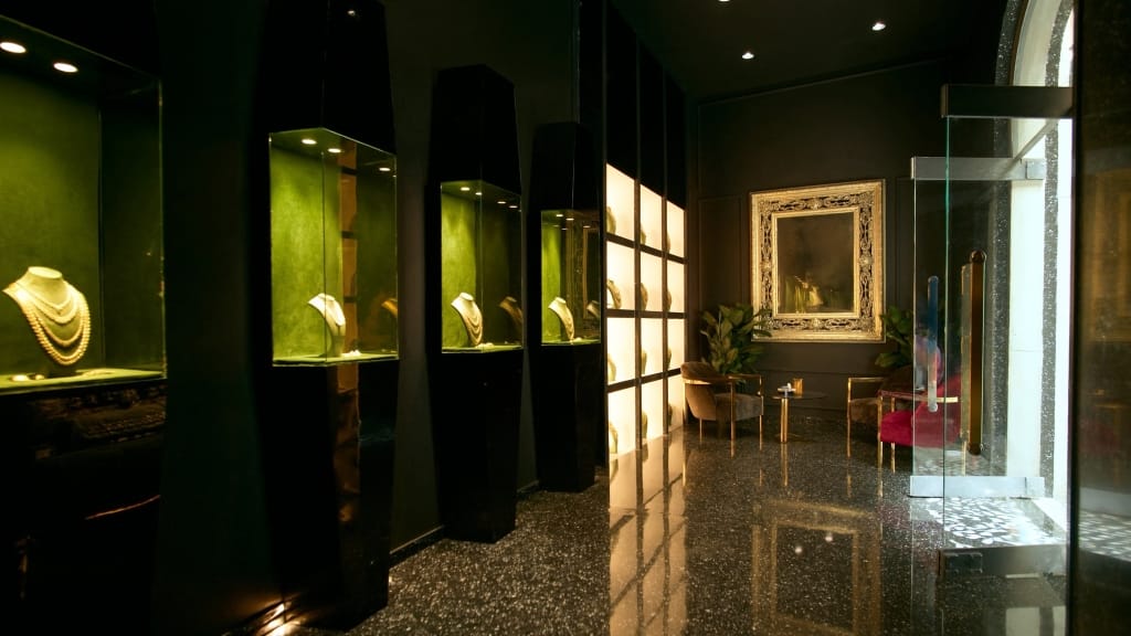 1mm vs 1.5mm vs 2mm Acrylic Sheet Thickness: Which is Right for You? - SurajWood Luxury Architectural Finishes